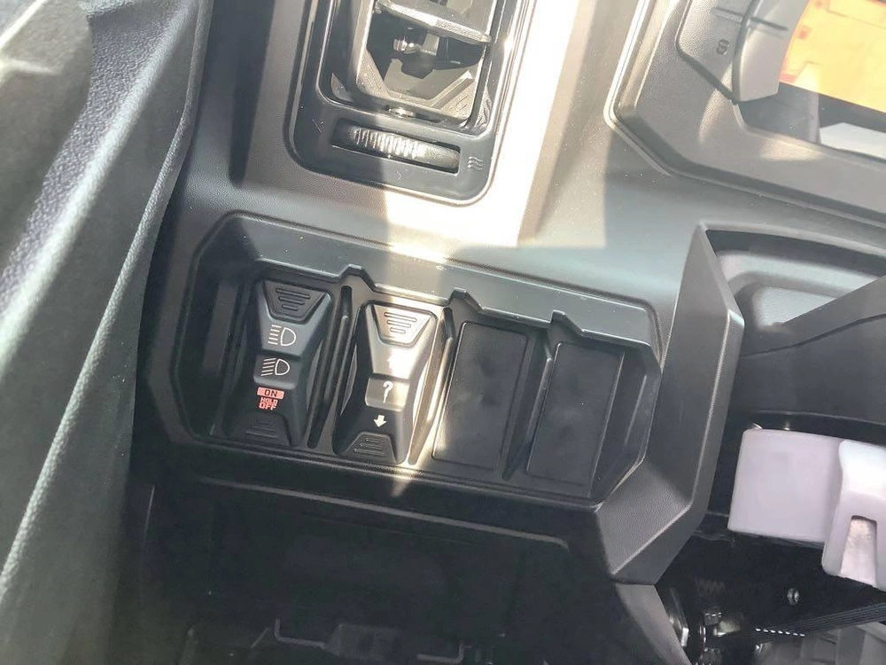 2026 Can-am Defender Limited Hd11 alt