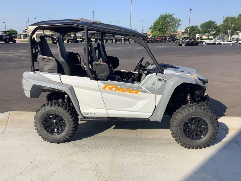 2024 Yamaha Wolverine Rmax4 1000 R-spec alt