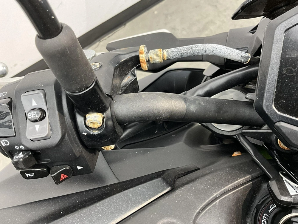2022 Kawasaki Zr900 Se alt