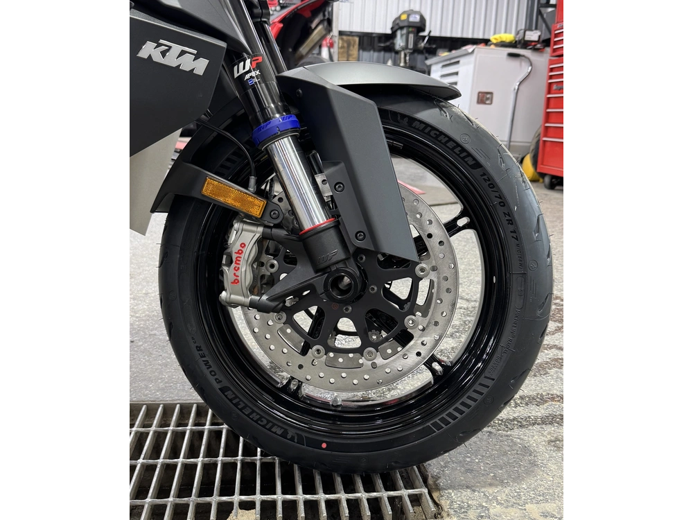 Ktm 1390 R Evo 2026 alt