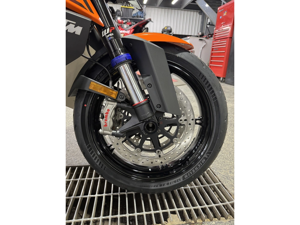 Ktm 1390 R Evo 2026 alt