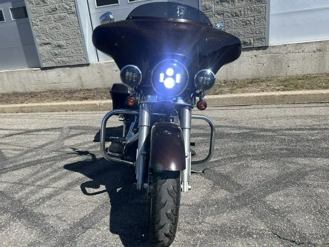 2011 Harley-Davidson Street GlideFLHX