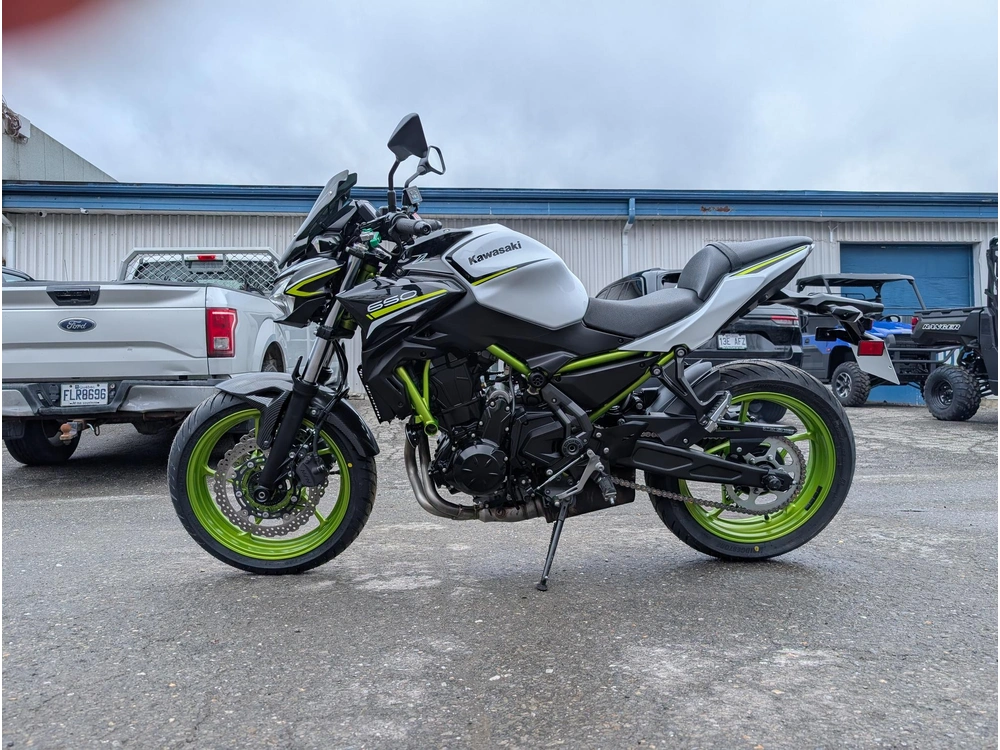 2021 Kawasaki Er650hjf 🎯 Moto Occasion Impeccable Pneus Neufs Inspection Complète Prête Rouler Fiable 🟢 alt