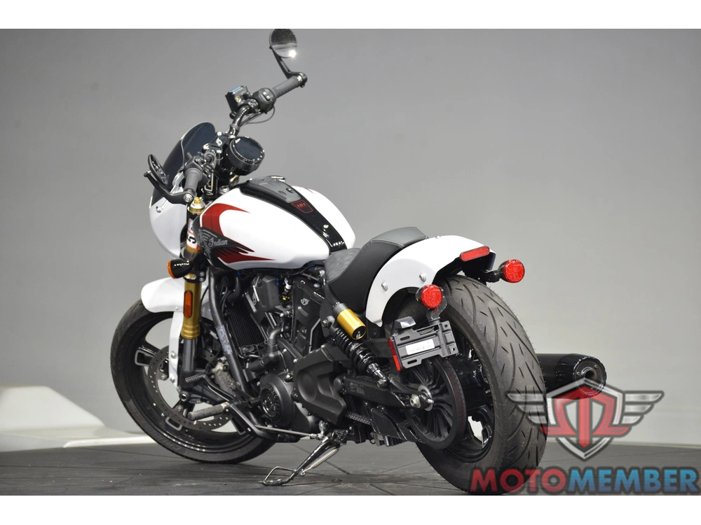 2025 Indian Motorcycle 101 Scout Ghost White Metallic With Graphics alt