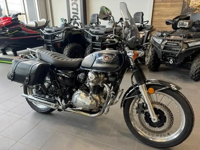 Kawasaki W800 2023