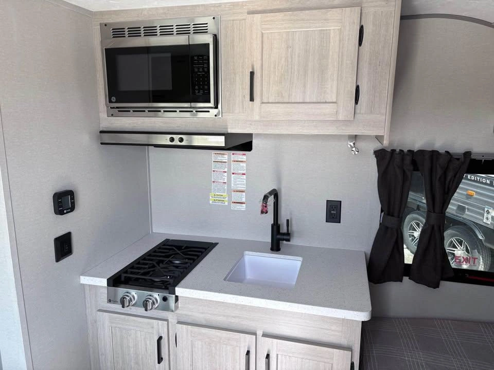 2026 Coachmen Catalina 134rdx alt