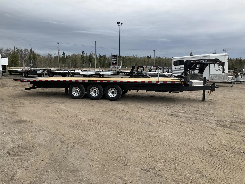 2026 Canada Trailers 8.5x26 10.5 Ton Hydraulic Tilt Trailer alt
