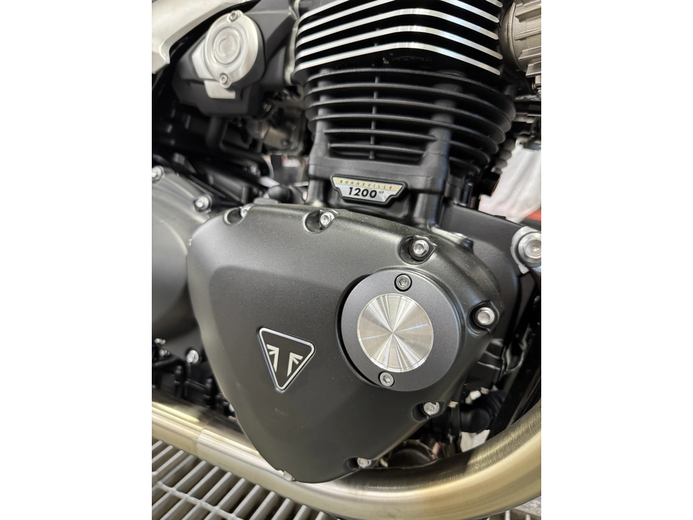 Triumph Speed Twin 1200 Rs 2026 alt