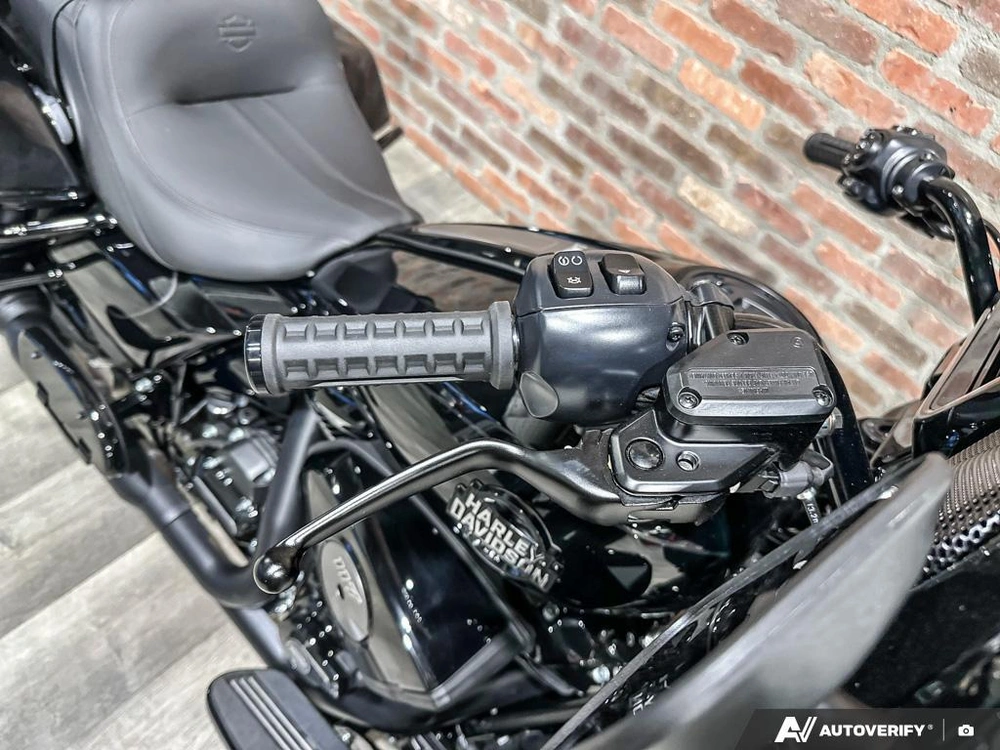 2026 Harley-davidson Street Glide Limited alt