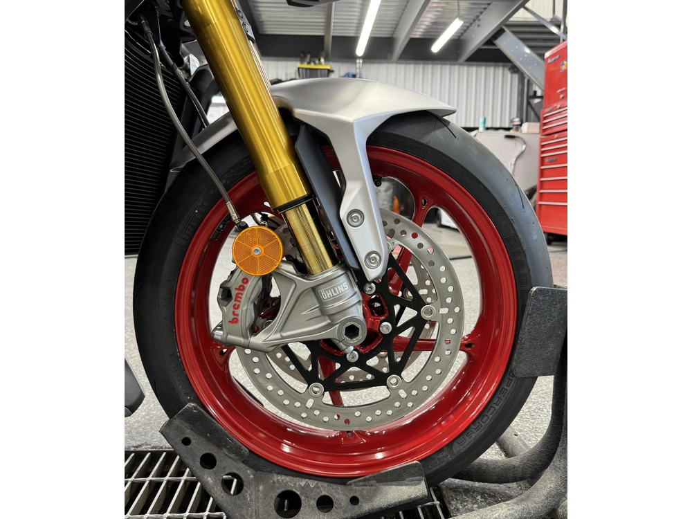 2026 Triumph Street Triple 765 Rx alt