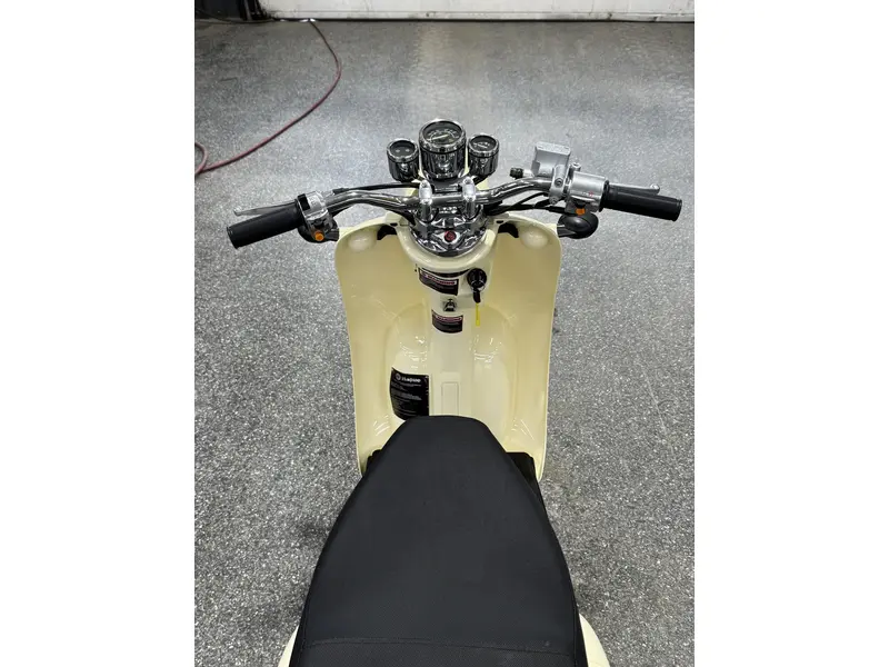 2022 Scootterre SOLISTA thumbnail 9