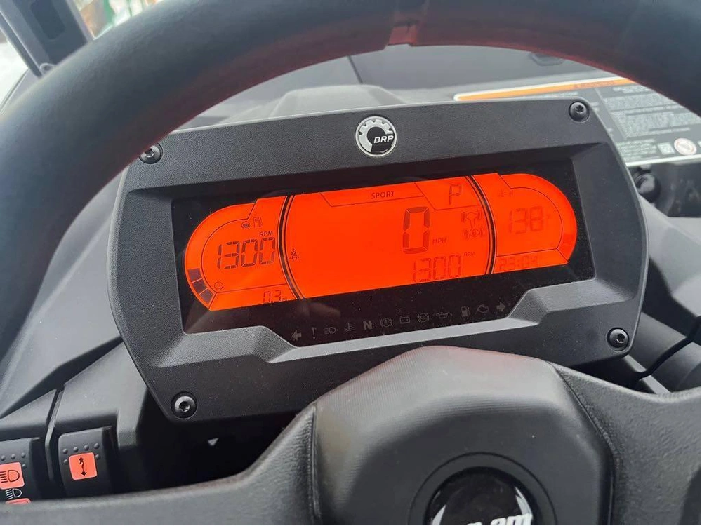 2026 Can-am Commander Xt 700 alt