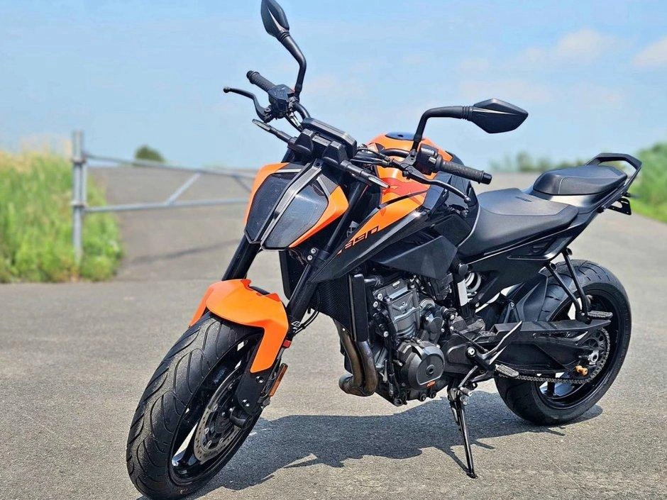 Ktm Ktm Duke 890 2022 alt