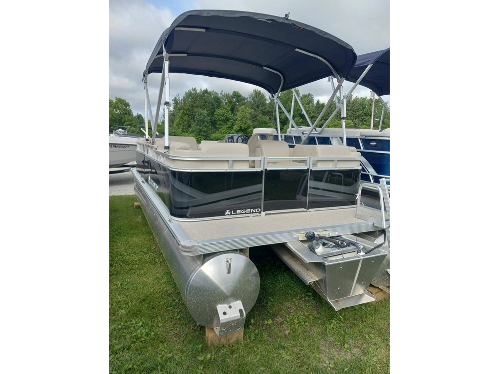 2023 Legend Q-series Le 21 Lounge W/merc 60elpt 4-stroke alt