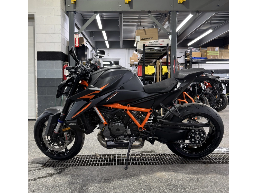 Ktm 1390 R Evo 2026 alt
