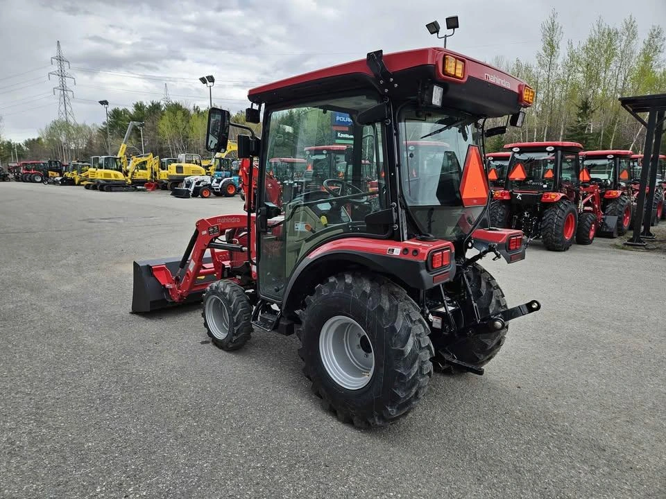 2026 Mahindra 2126 Hst Cab alt