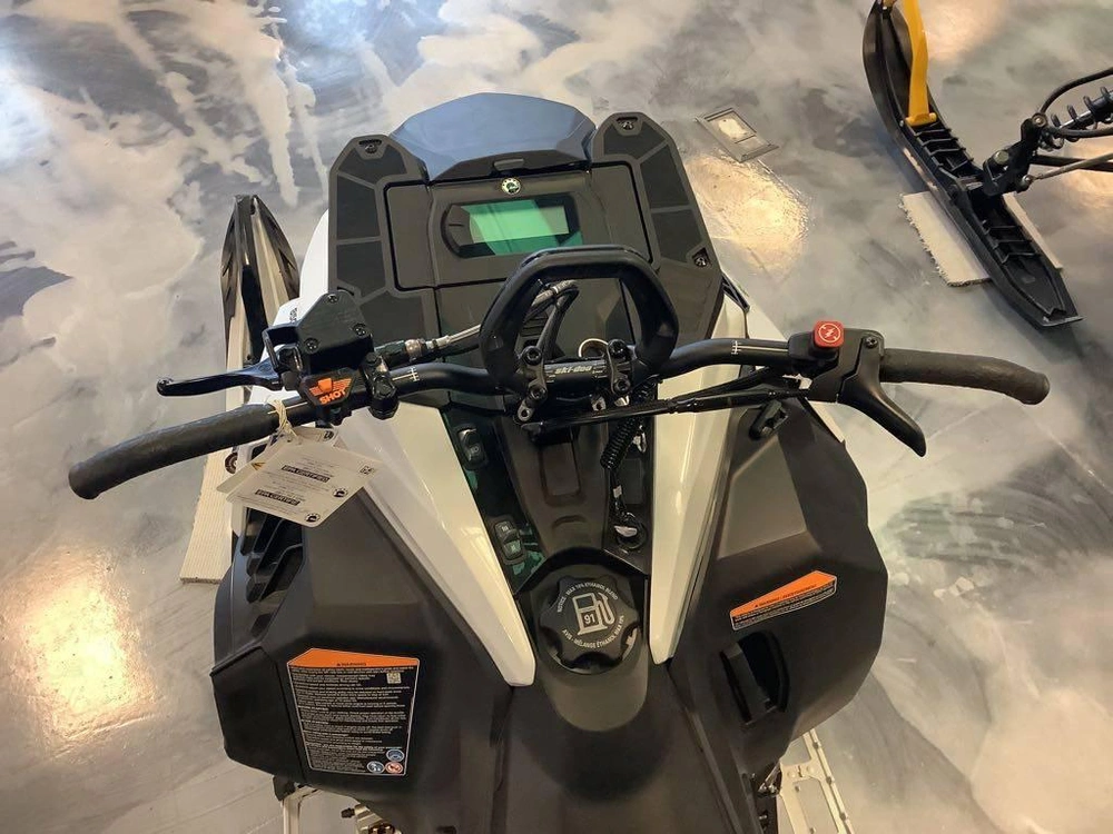 2025 Ski-doo Summit Adrenaline W/edge Pkg 154 850 E-tec Ss Pow 3.0 (h_alt) Grey alt