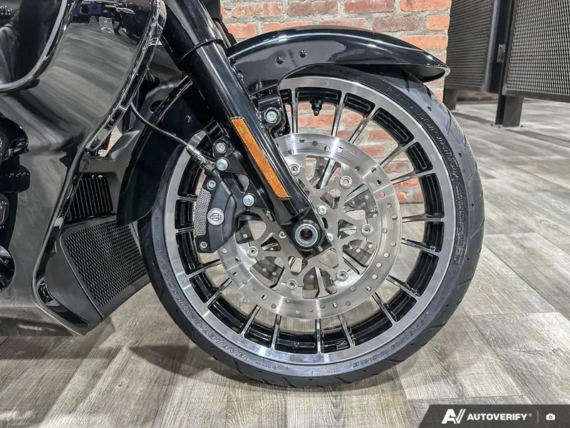2026 Harley-Davidson Street Glide Limited thumbnail 6