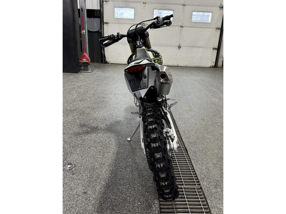 2026 Triumph Tf 450-e alt