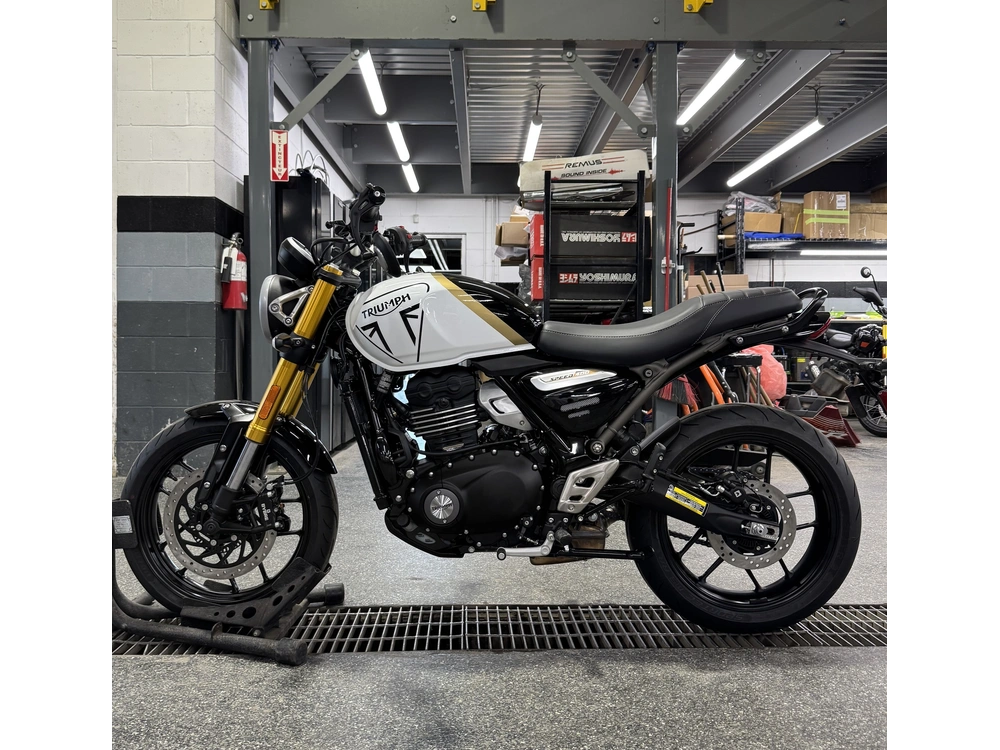 2026 Triumph Speed 400 Blanc alt
