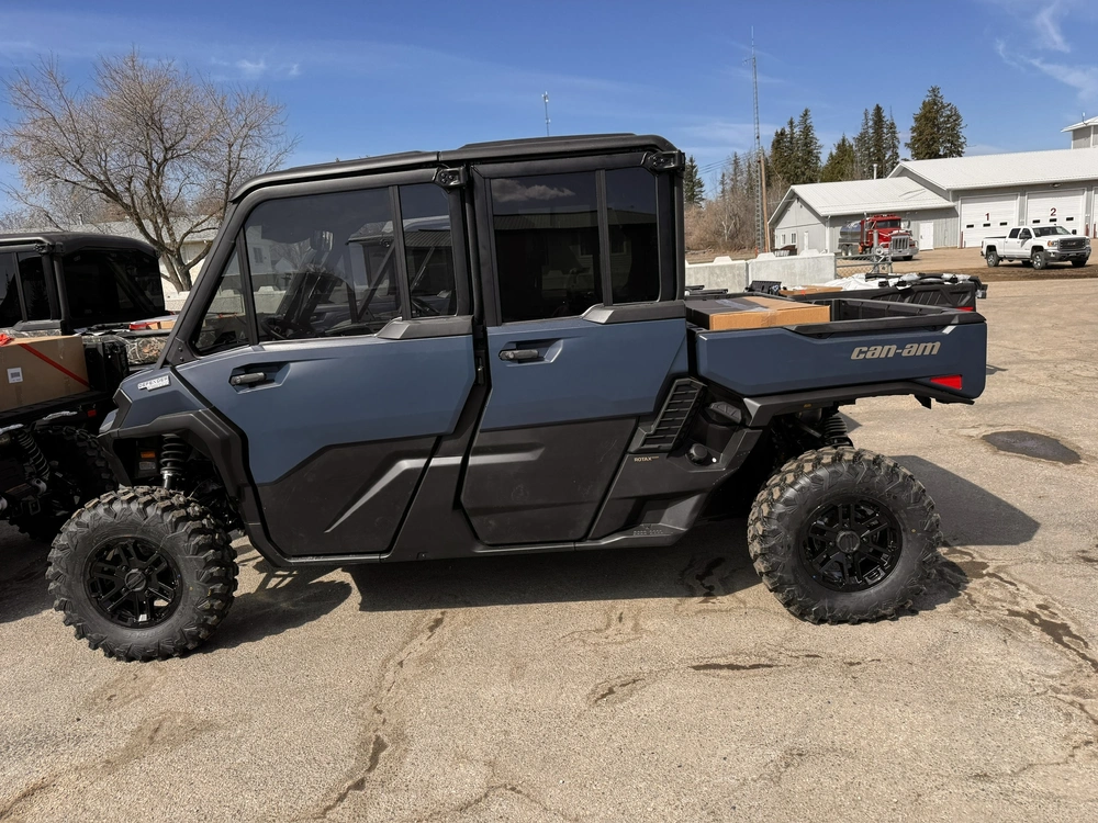 2026 Can-am 6mtc Defender Max Ltd Hd11 alt