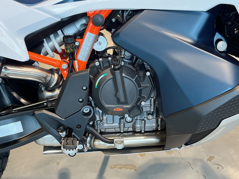 2026 Ktm 890 Adventure R alt