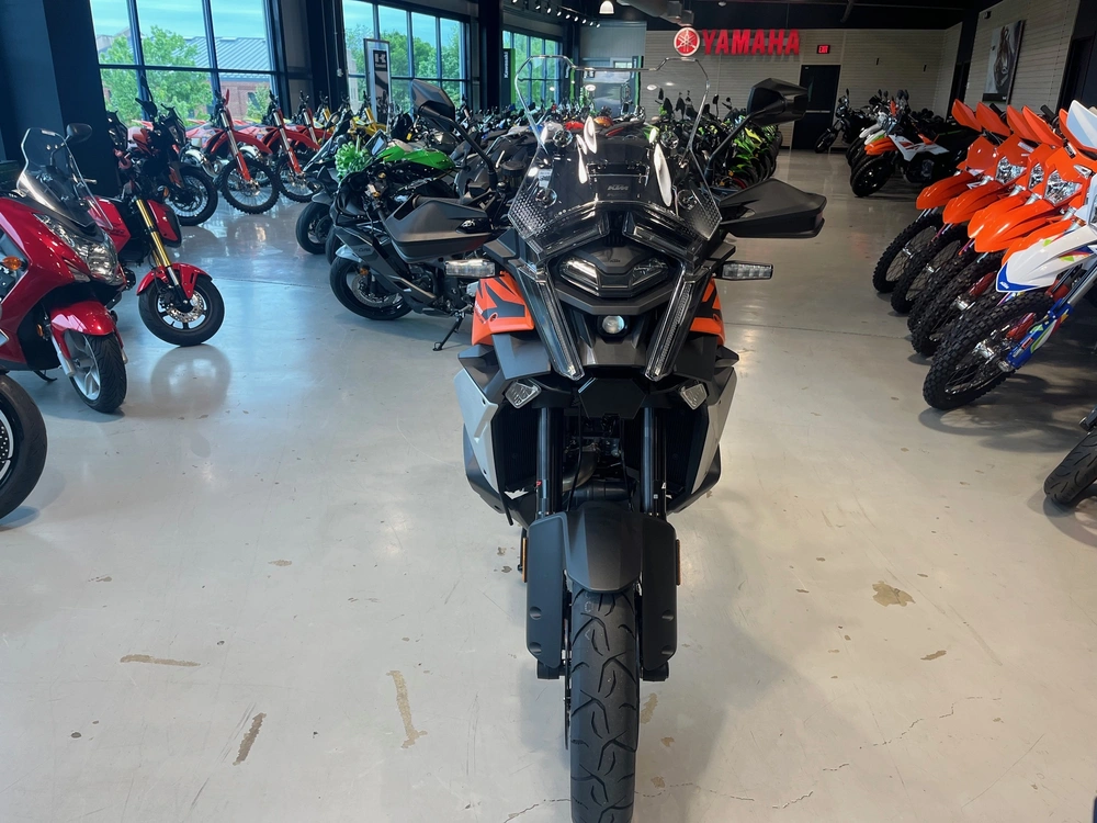 2027 Ktm 1390 Super Adventure S Evo alt
