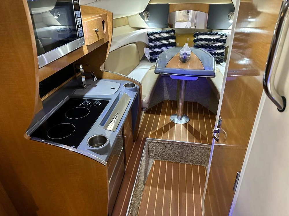 Larson Cabrio 265 2013 alt
