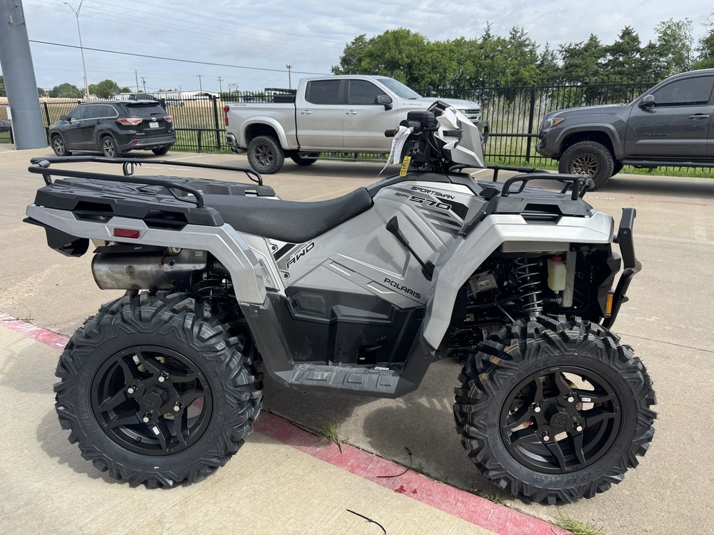 2026 Polaris Sportsman 570 Ultimate Turbo Silver alt