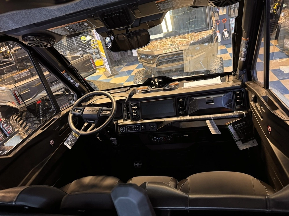 2026 Can-am 6mte Defender Max Ltd Hd11 alt
