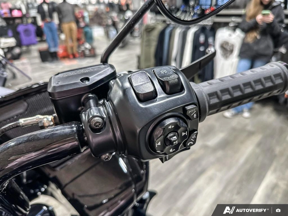 2026 Harley-davidson Road Glide Limited alt