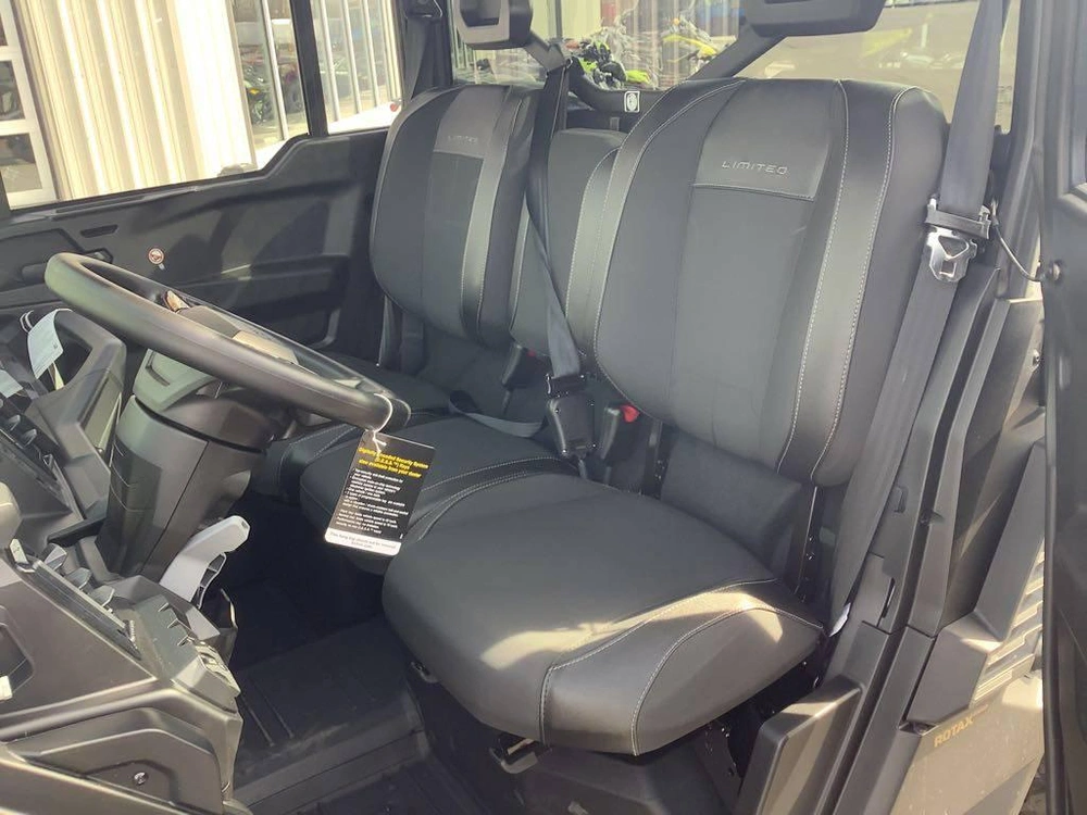 2026 Can-am Defender Limited Hd11 alt