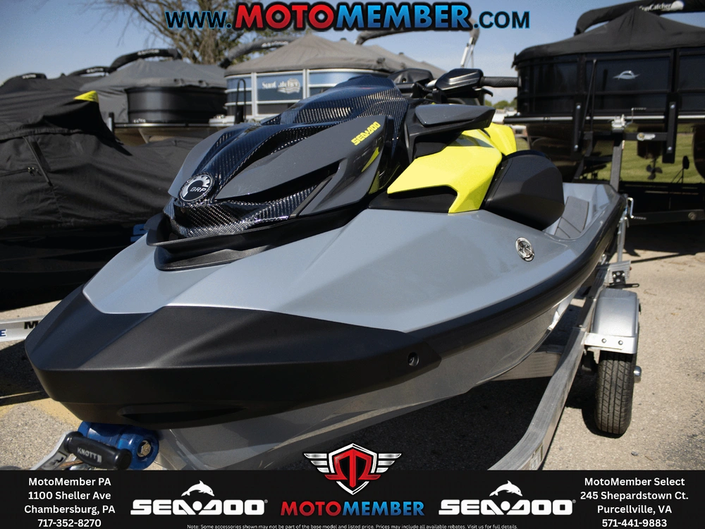 2026 Sea-doo Rxp-x™ 325 Tech, Brp Premium Audio, Ibr Ice Metal / Manta Green alt