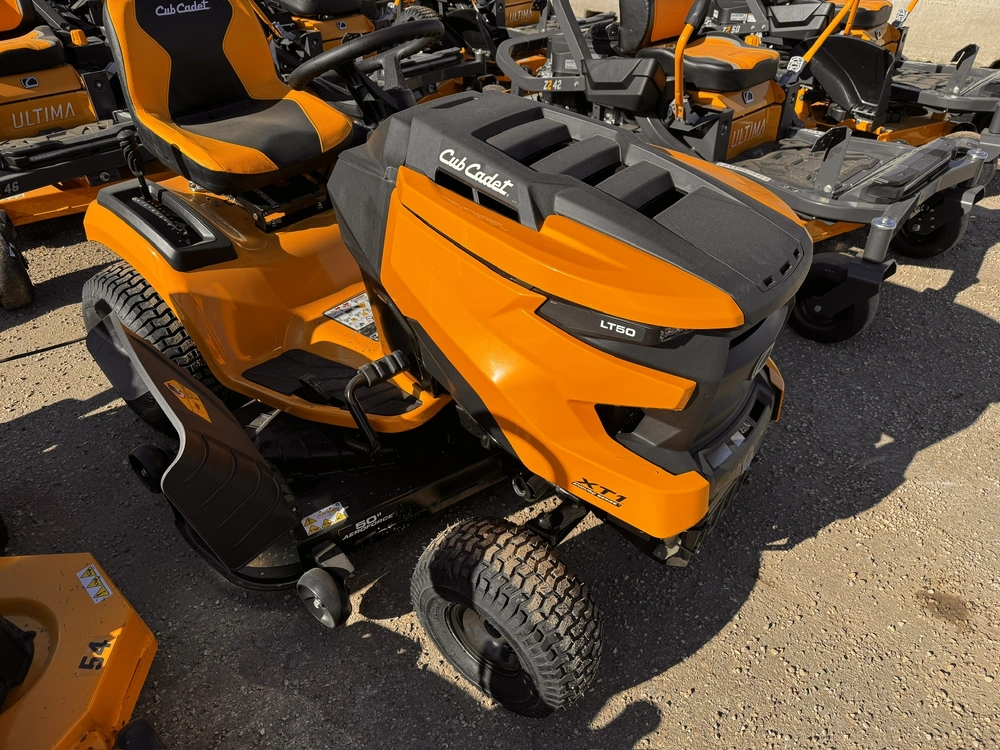 2026 Cub Cadet 13aqa1tla10 Xt1 Lt50 Fab K46cc alt