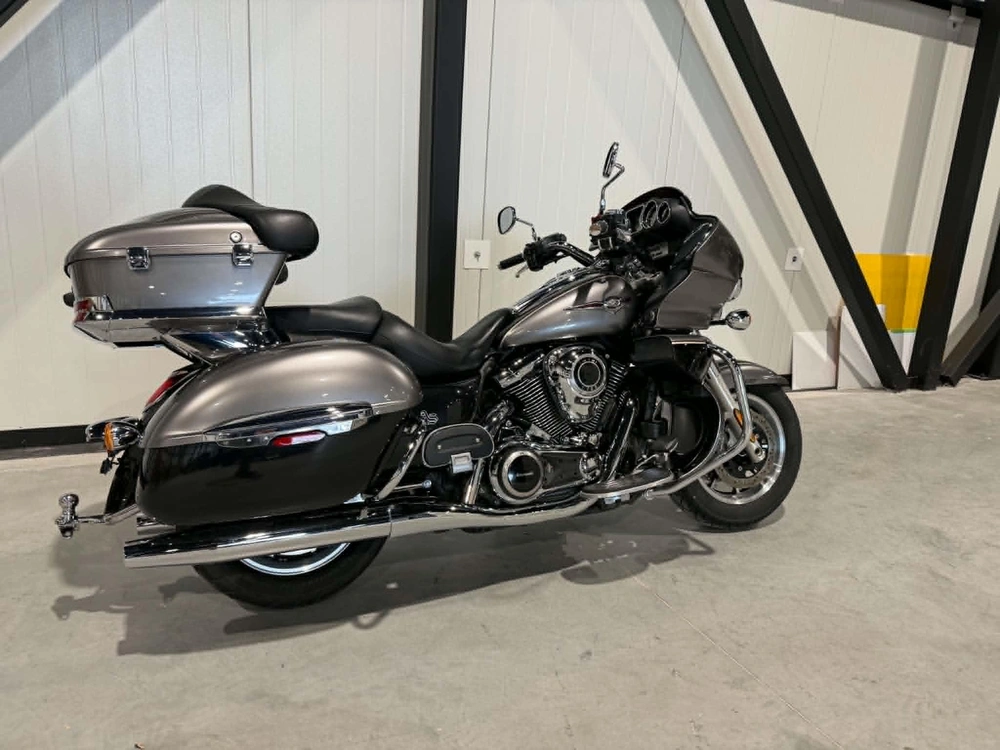 Kawasaki Voyageur 1700 2014 alt