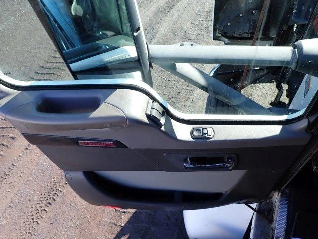 2010 Kenworth T370