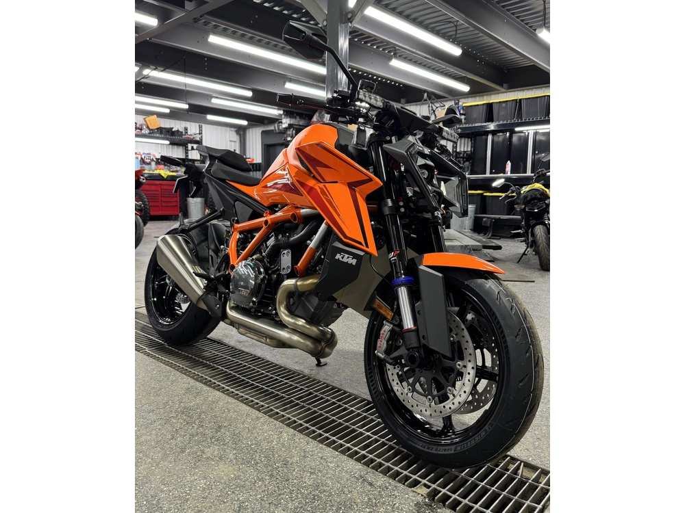 Ktm 1390 R Evo 2026 alt
