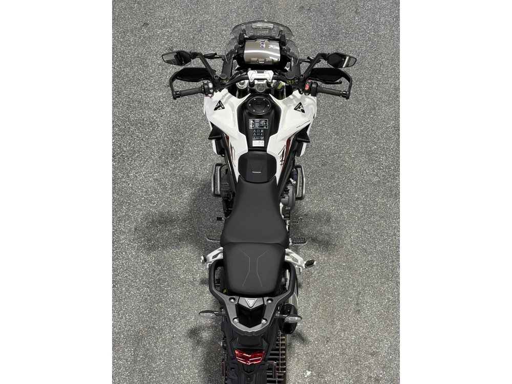 Triumph Tiger 1200 Desert Ed 2026 alt