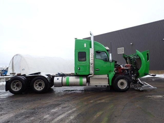 Kenworth T880 2025