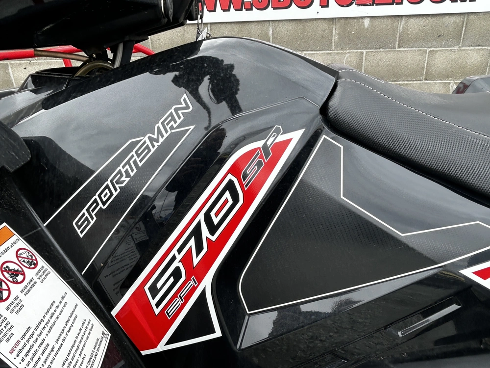 2015 Polaris Spt570 Spblack Pearl Le alt