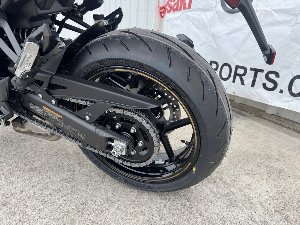 2026 Kawasaki Ninja 1100sx alt