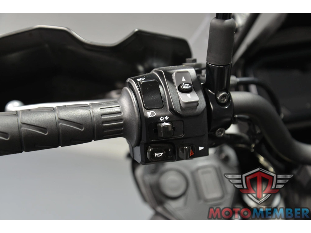 2023 Kawasaki Versys® 650 Lt alt