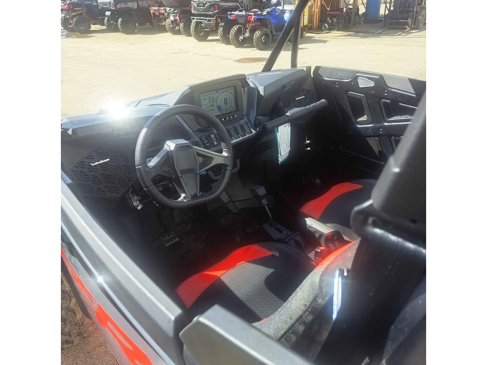 2026 Polaris Rzr Xp 1000 Ultimate alt