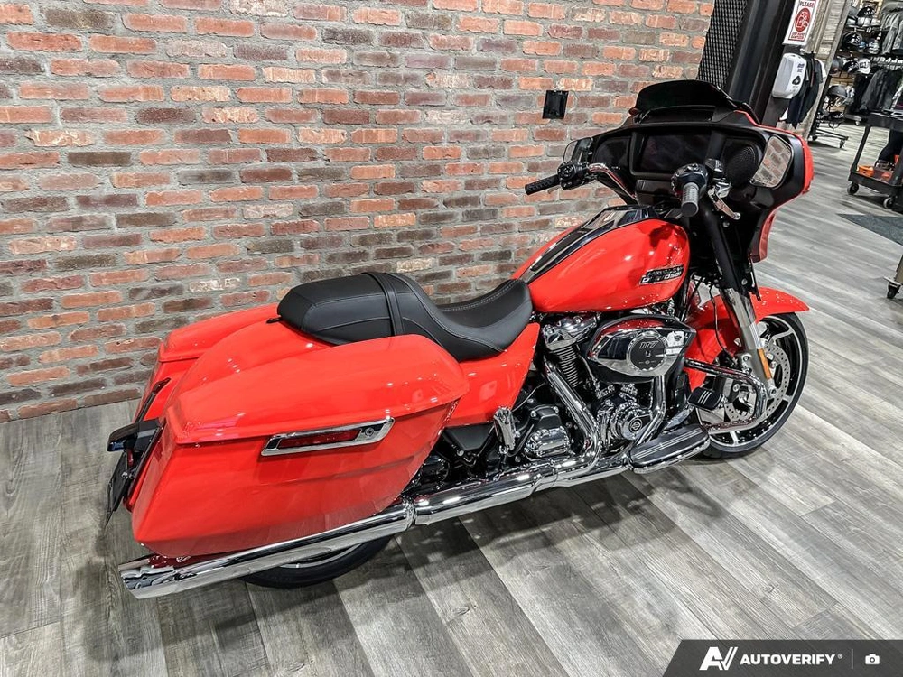 2026 Harley-davidson Street Glide alt