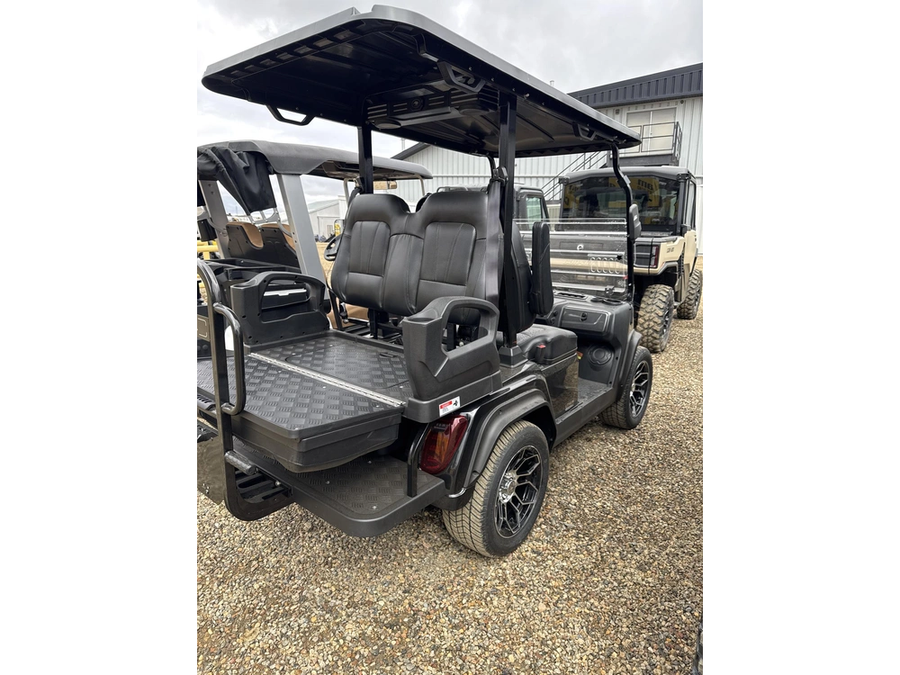 2026 Hdk D5 Ranger 2+2 Black Sapphire alt