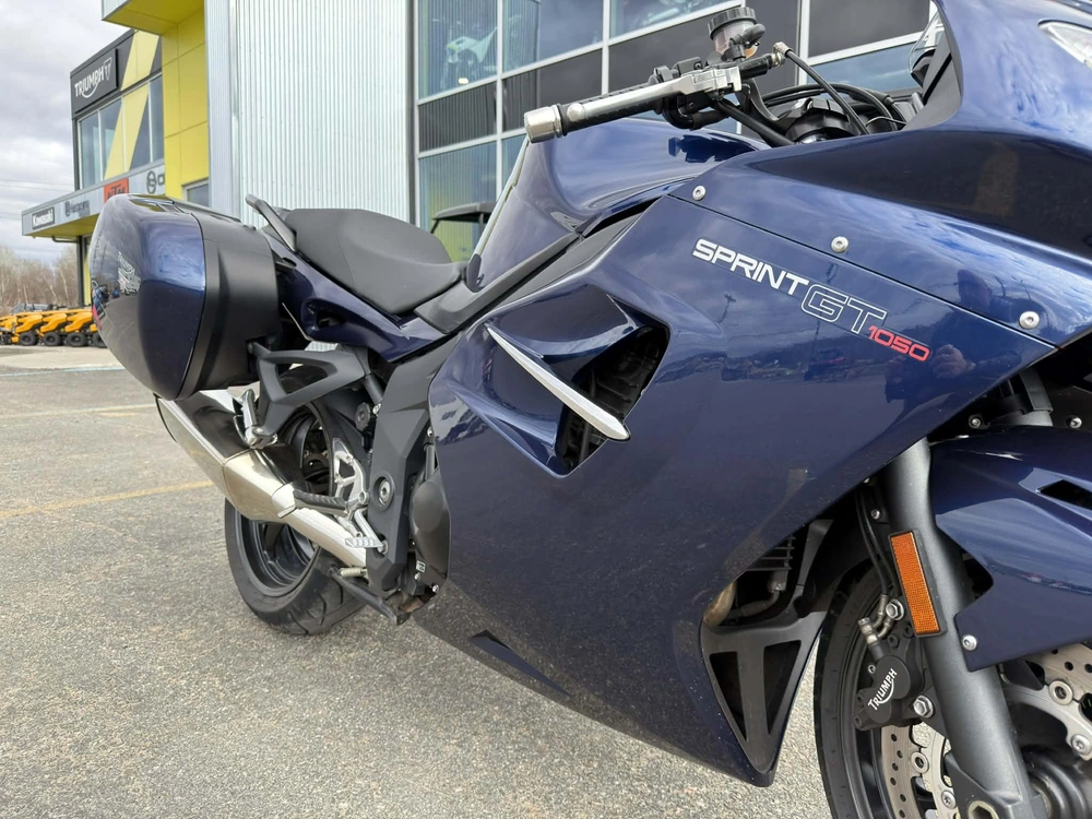 Triumph Sprint Gt/abs 2011 alt