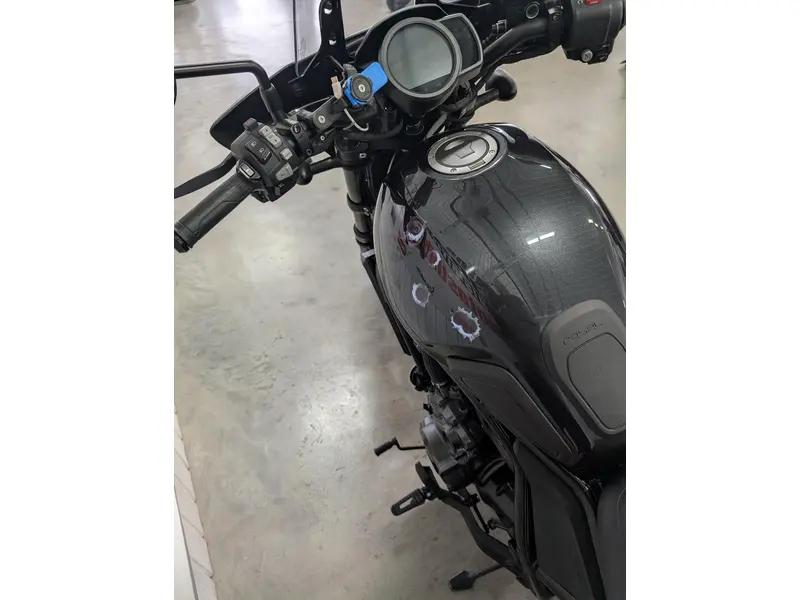 2022 Honda Rebel 1100 thumbnail 10