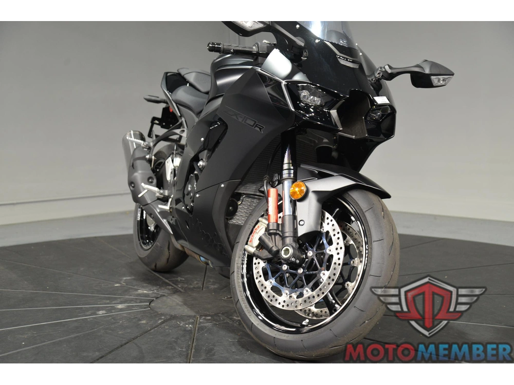 2025 Kawasaki Ninja® Zx™-10r alt