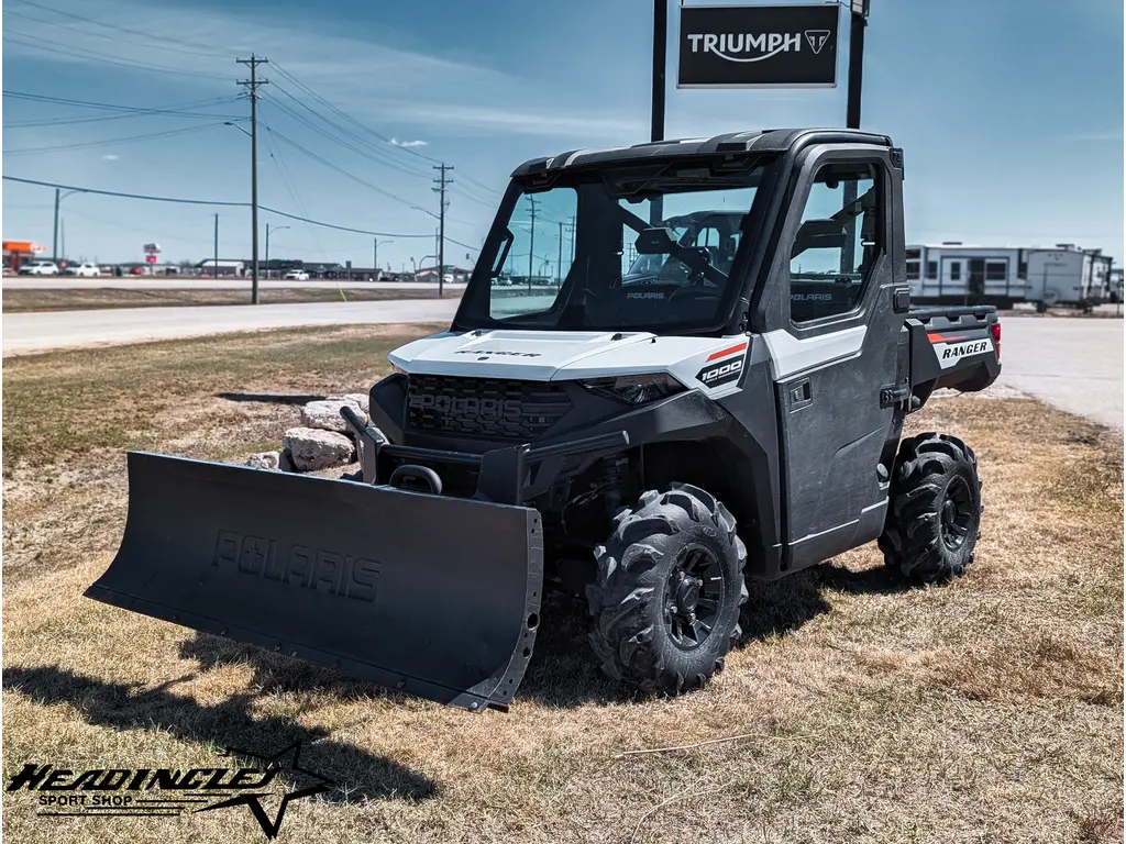 2023 Polaris Ranger 1000 Premium // White Lightning