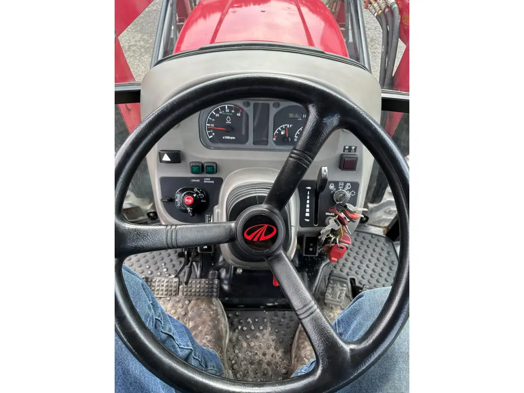 Mahindra 5010 2014